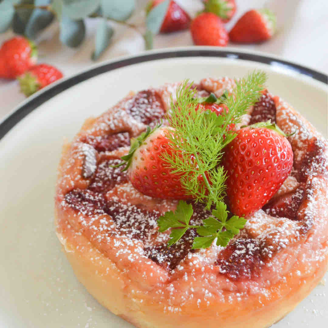 いちごのベイクドチーズケーキ Yukitchenご飯 いちごのベイクドチーズケーキ Yukitchenご飯