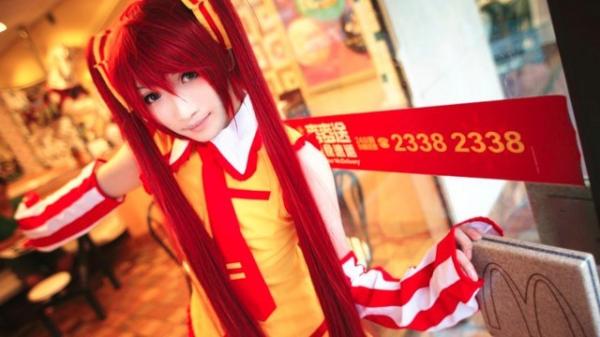 コスプレ 香港にて 初音ミク マクドナルドのドナルド現る 話題の画像祭り Funny Image