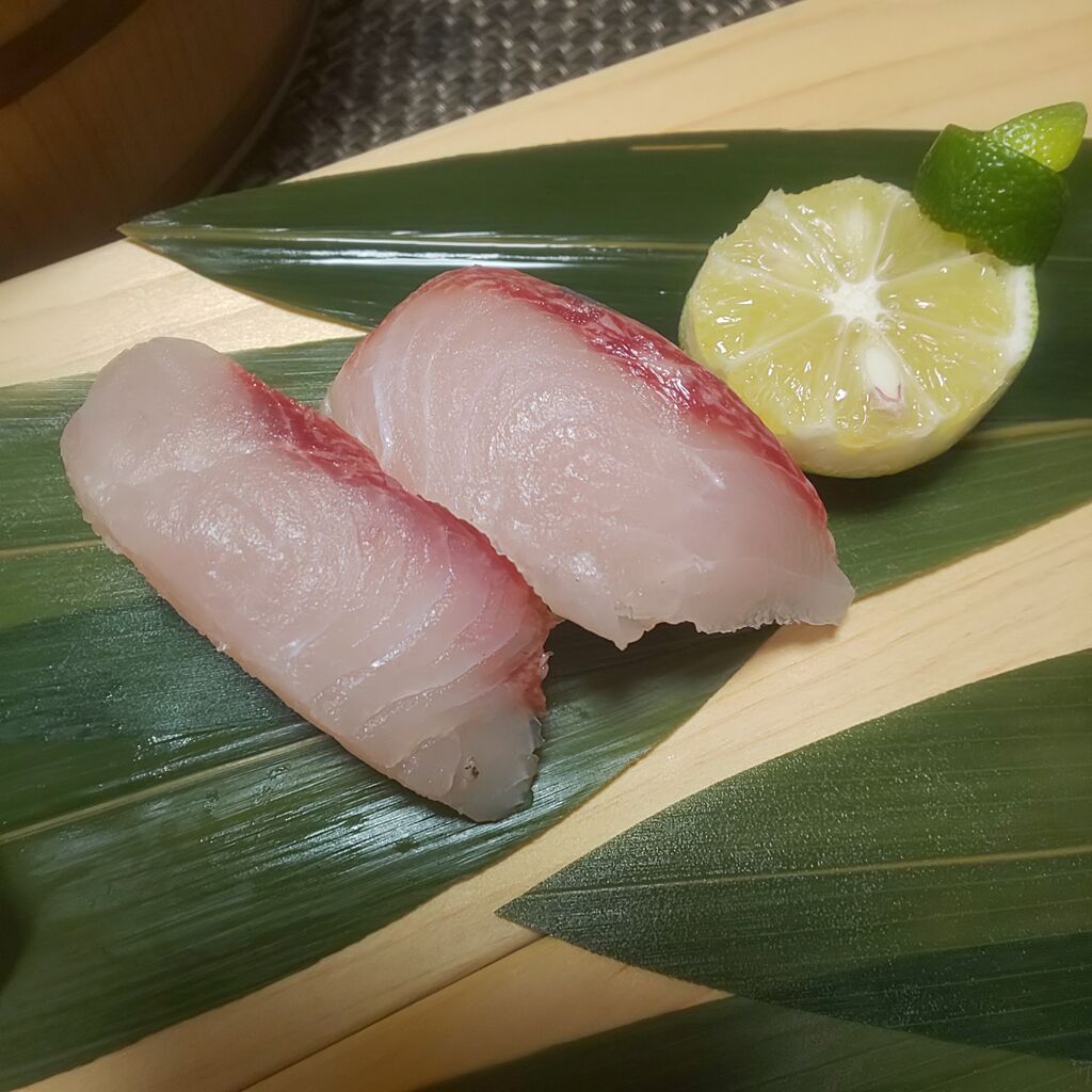 ゆこぶーの食いしん坊万歳 ボラ握り ゆこぶーの食いしん坊万歳 ボラ握り