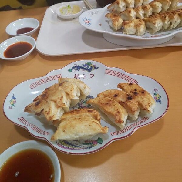 ゆこぶーの食いしん坊万歳 ホワイト餃子 植田店 ゆこぶーの食いしん坊万歳 ホワイト餃子 植田店