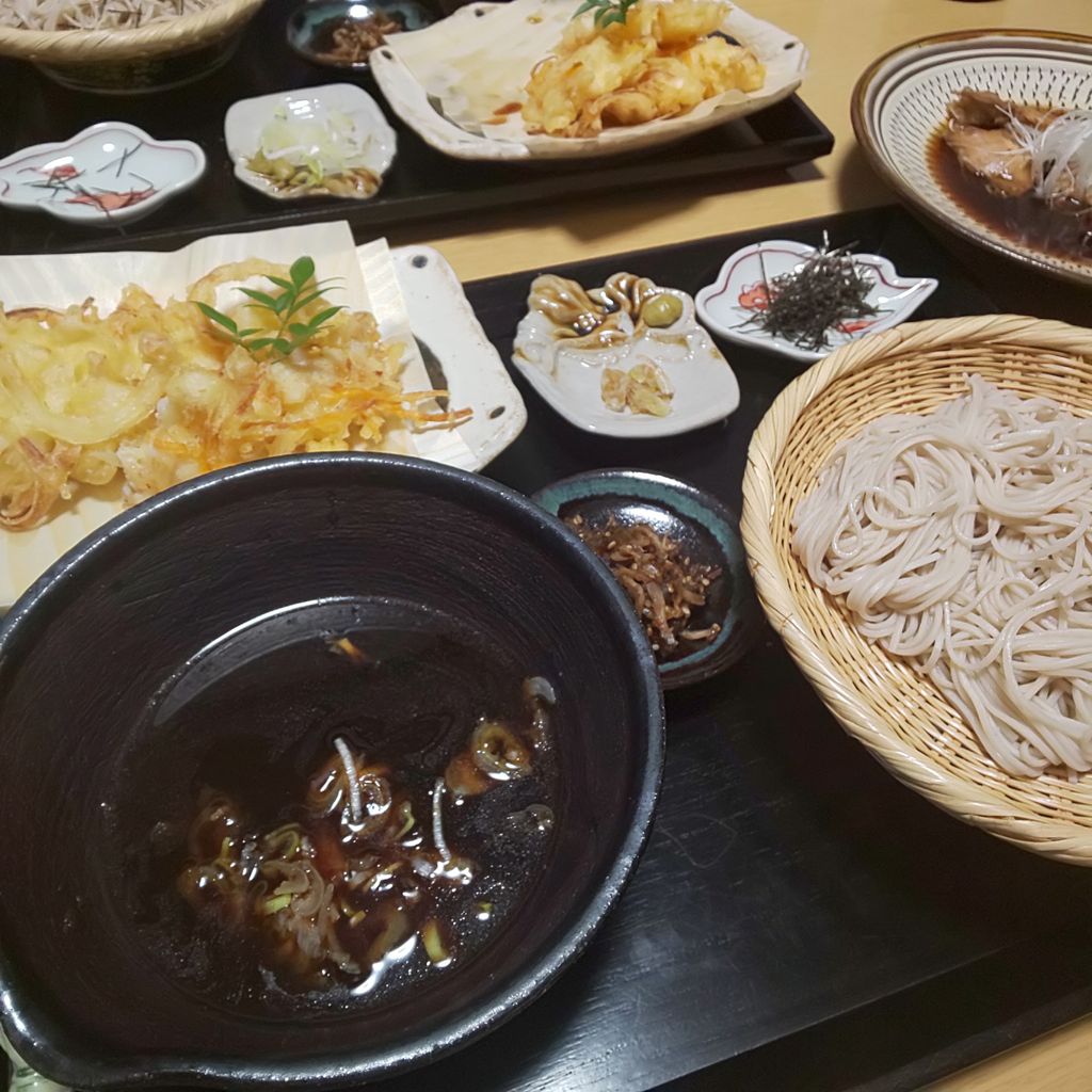 ゆこぶーの食いしん坊万歳 愛知県師崎港釣り40 釣り魚で蕎麦つゆを作る