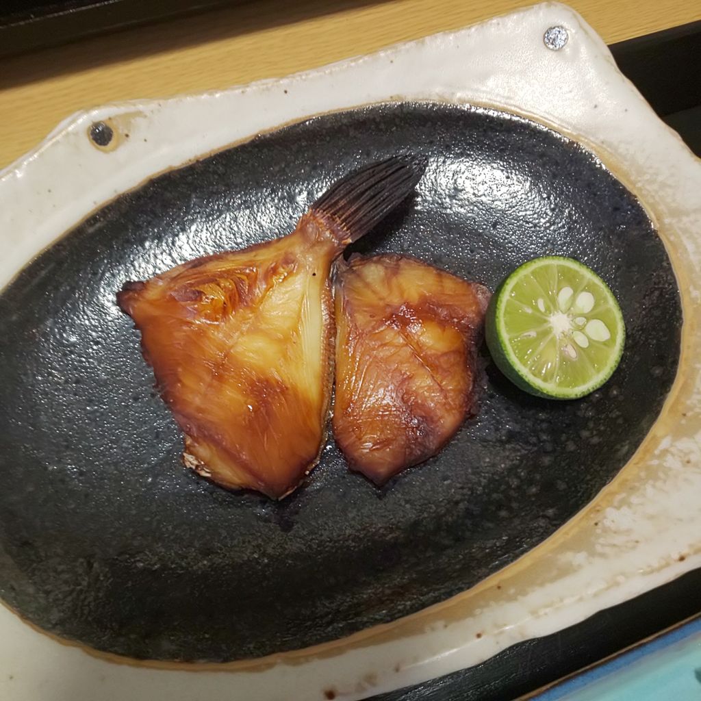 ゆこぶーの食いしん坊万歳 愛知県師崎港釣り40 釣り魚で蕎麦つゆを作る