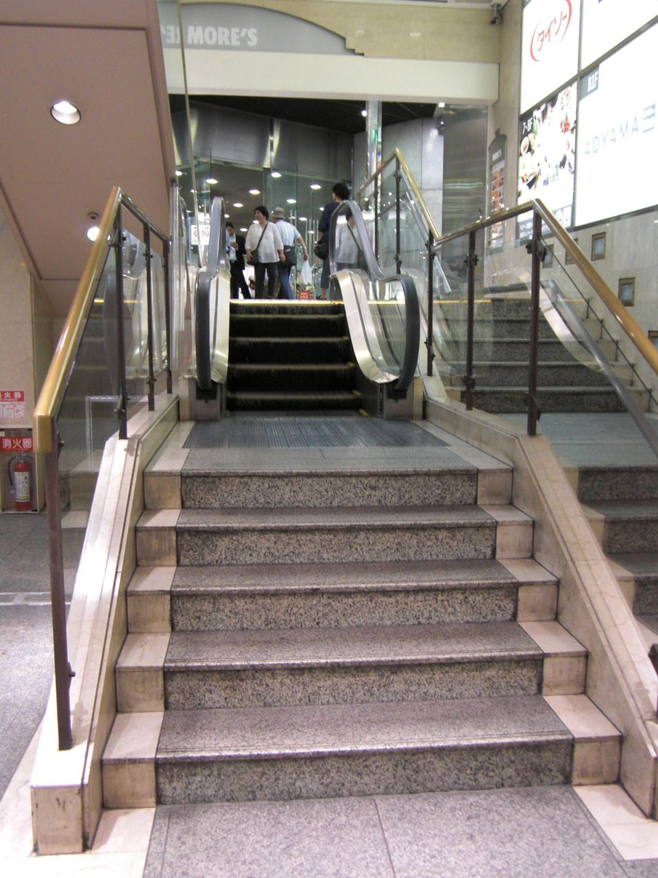 エレベーター・エスカレーターin東京 : 備忘録的な…
