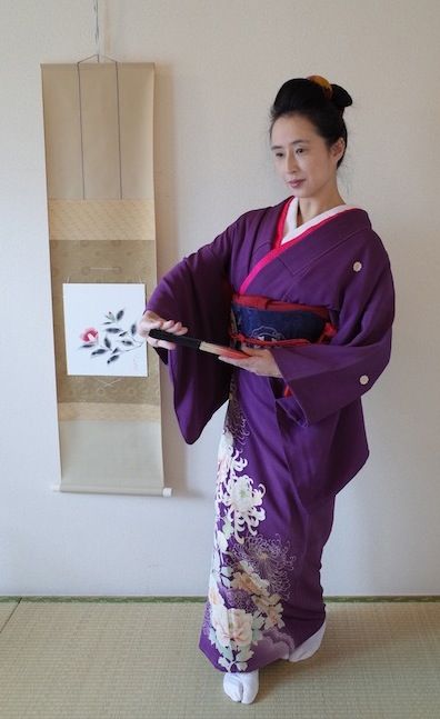 69 紫に菊散らしの色留袖 : 気軽に楽しく美しく・銘仙の時代の女