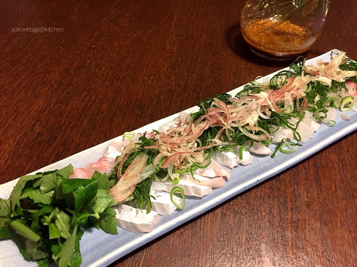 香味ポン酢でいただく 鯛のお刺身 膝に書いたお顔の絵 At My Kitchen レシピブログ 香味ポン酢でいただく 鯛のお刺身 膝に書いたお顔の絵 At My Kitchen レシピブログ