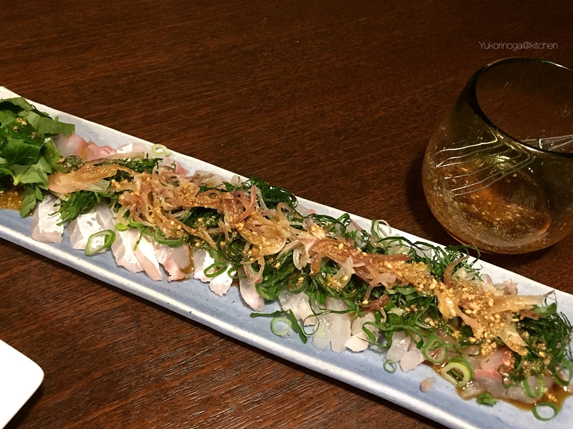 香味ポン酢でいただく 鯛のお刺身 膝に書いたお顔の絵 At My Kitchen レシピブログ