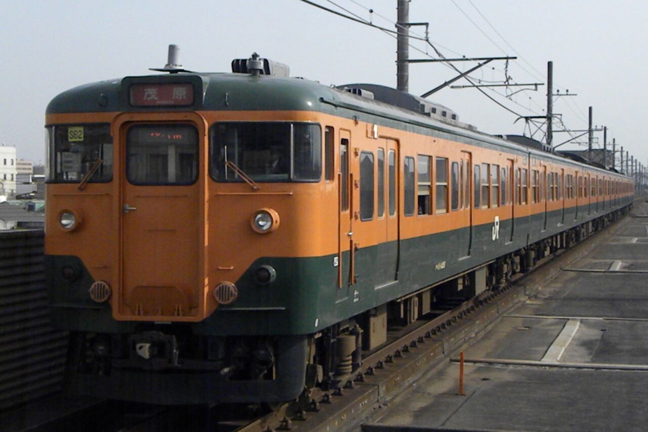 鉄道模型]MicroAce113系幕張車入線整備！(2/2) : 東川崎車両区第一工場