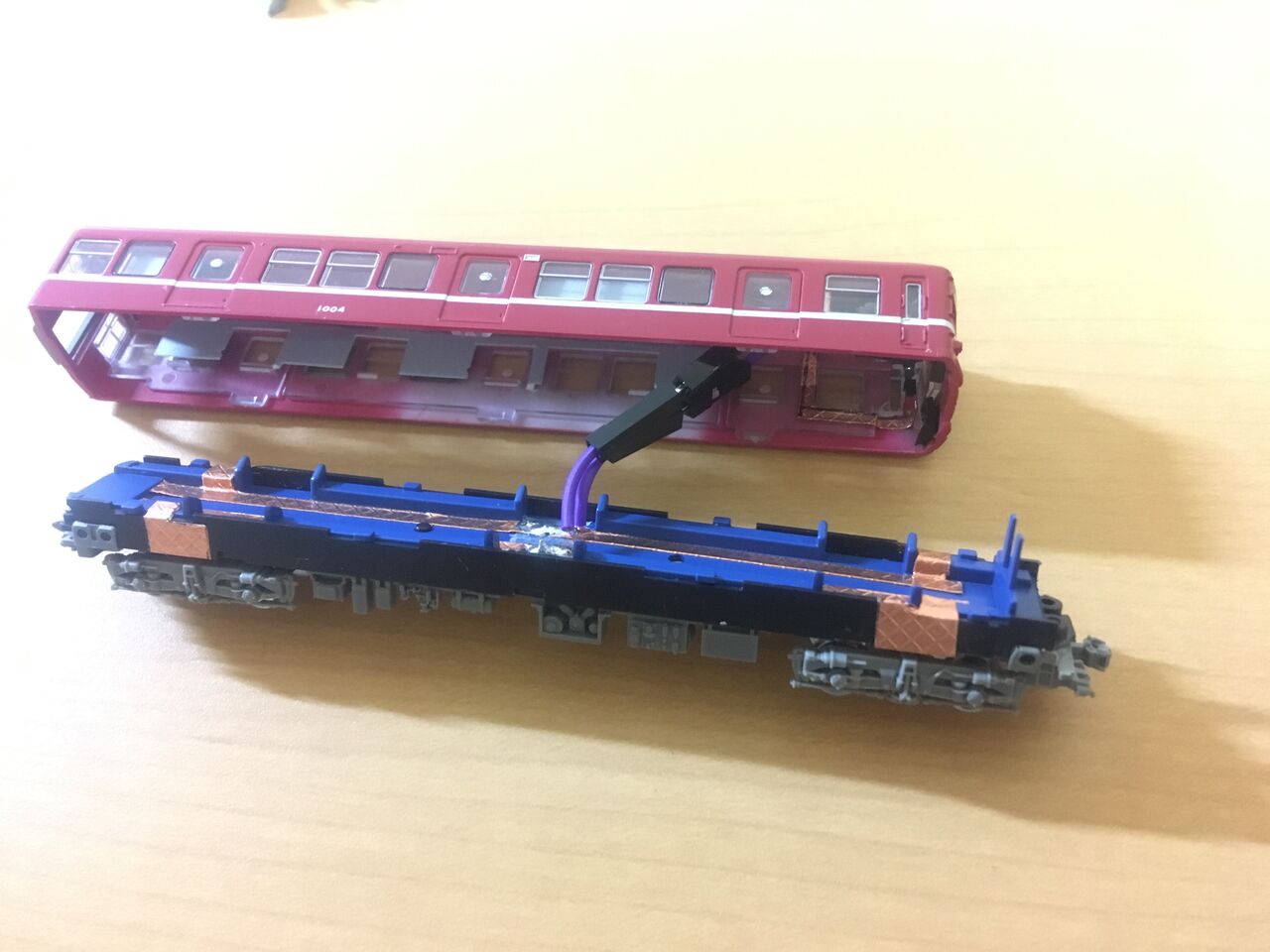 264[鉄道模型]鉄コレ点灯集電安定化！ : 東川崎車両区第一工場