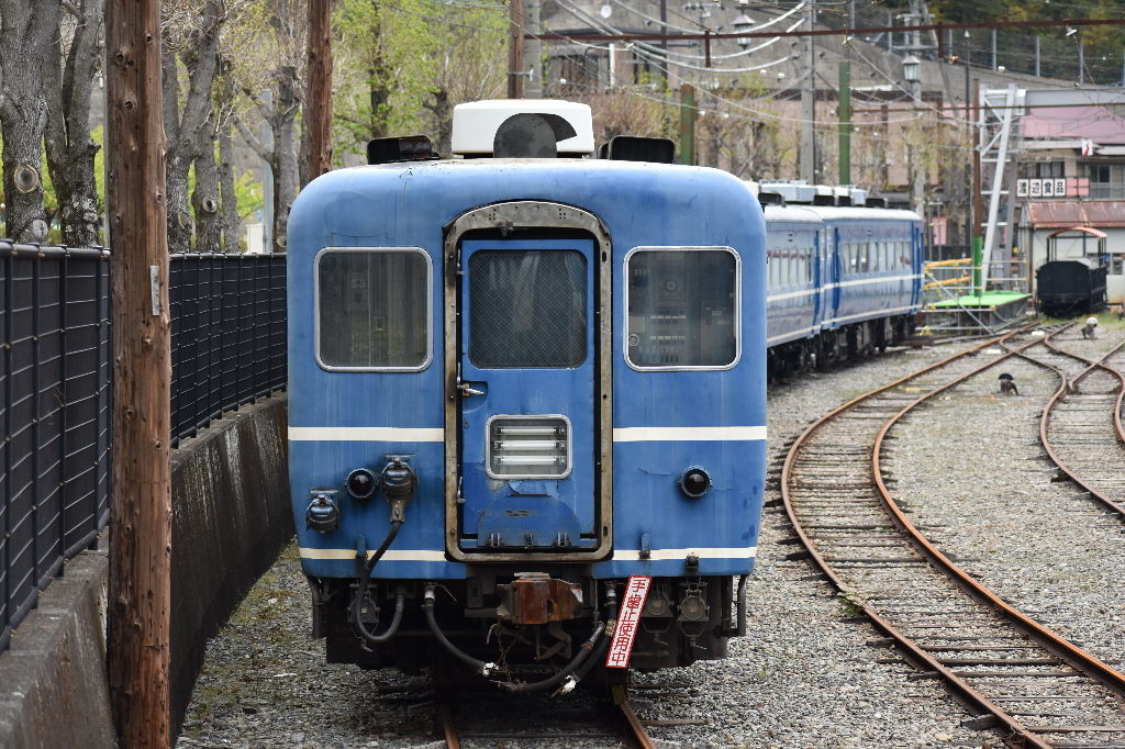 保留車]千頭に眠る14系客車 : 東川崎車両区第一工場