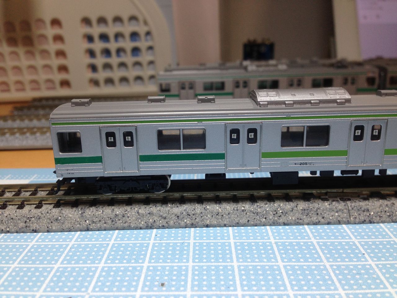 鉄道部品　検査札　205系埼京線　川崎重工 鉄道模型]KATO205系入線整備 : 東川崎車両区第一工場