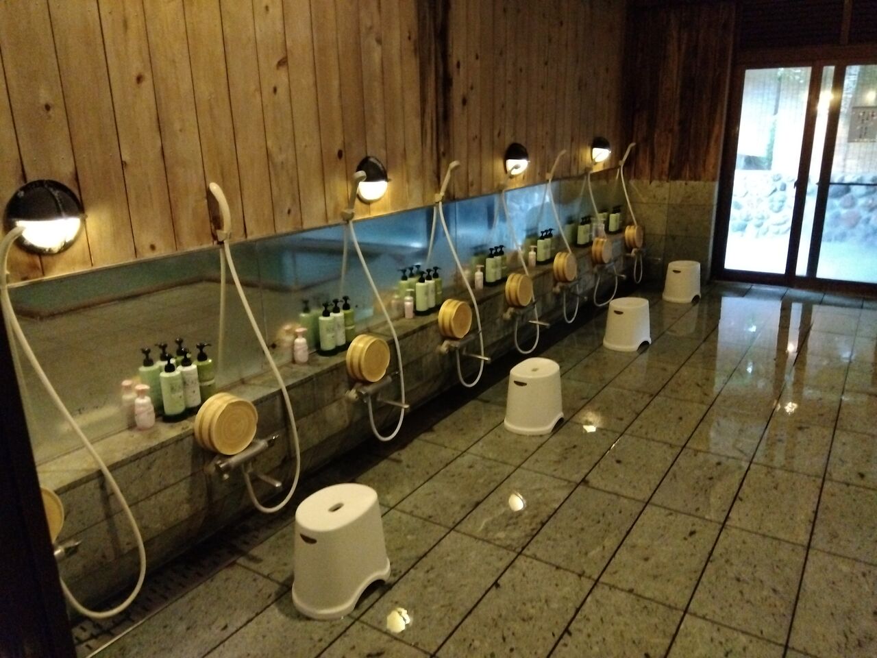 花詠みの宿 花禅の庄 フリードリンク・温泉編 : 湯めぐり満喫旅