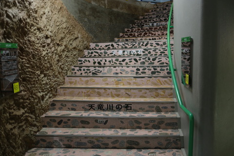 35412603.jpg