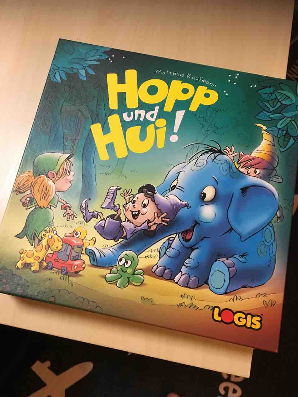 子どもに身近なテーマがいいね ぞうさんのすべり台 絵本とボードゲームのゆめいろ日記 子どもに身近なテーマがいいね ぞうさんのすべり台 絵本とボードゲームのゆめいろ日記