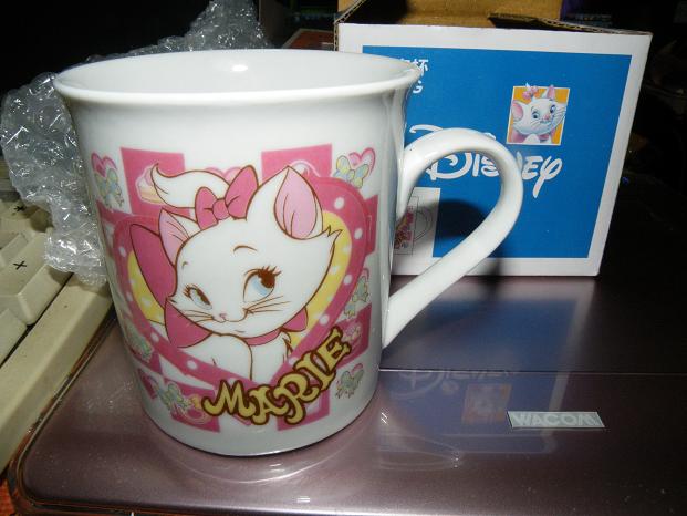 マリーちゃんのマグカップとコップ 夢湯温泉