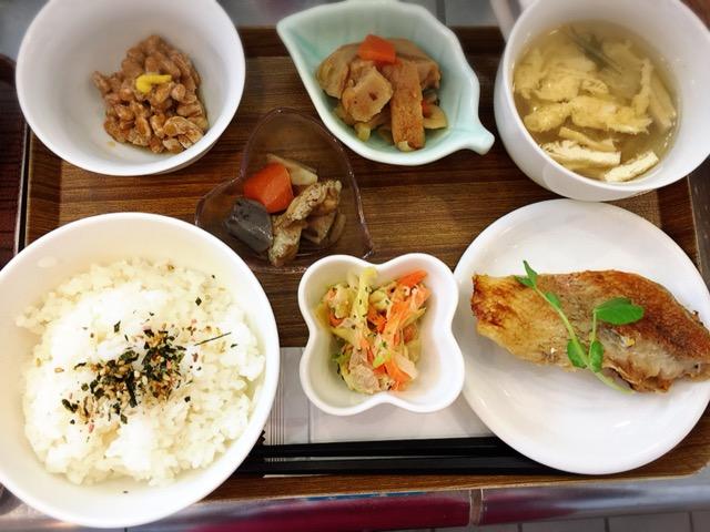 真顔が怖い人間の気持ちもわかってよ ふりむけば石川 真顔が怖い人間の気持ちもわかってよ ふりむけば石川