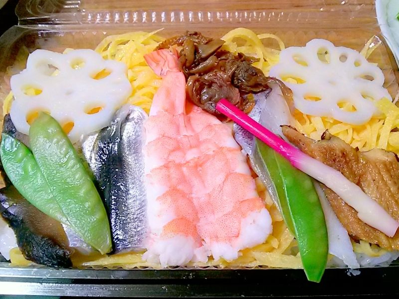 今週のおうちごはん くらしき三斎市で買ったものでお昼ごはん ゆみきちのコロコロ日記