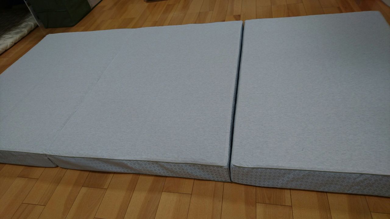 赤ちゃんと一緒に寝るのはベッド 床 埼玉県戸田市のママとベビーが笑顔になる布団とオーダー枕の専門店のブログ