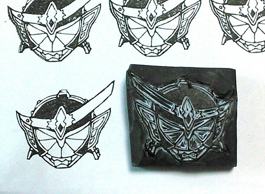 消しゴムはんこ彫ってみた 仮面ライダー鎧武 男児母の趣味ブログ