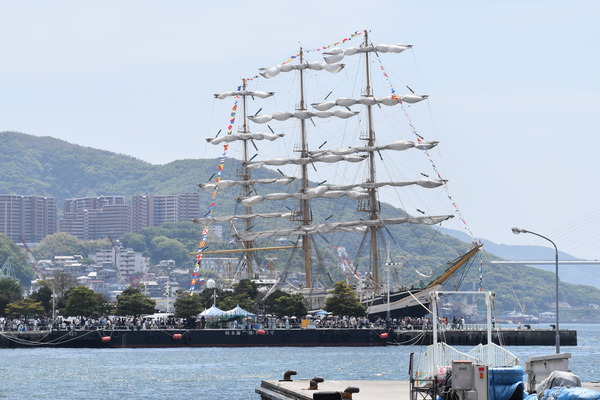 長崎帆船まつりと護衛艦 (12)