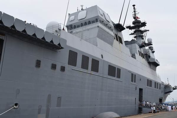 ヘリ搭載護衛艦「いせ」@唐津港 (46)