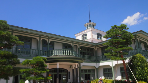 43高山市図書館