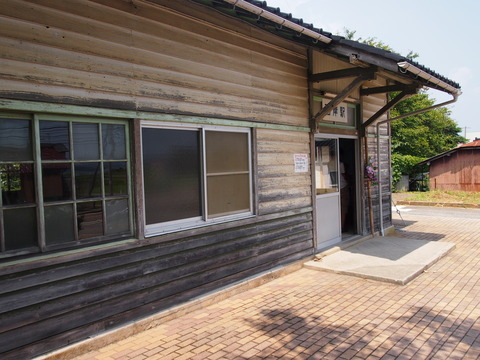 22西岸駅舎内