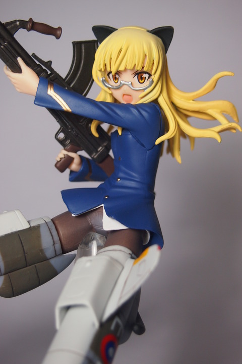 ペリーヌフィギュアex版9