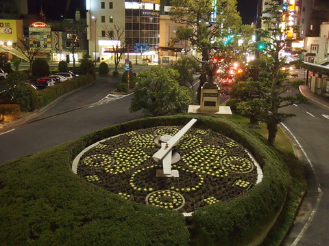 倉敷駅南口の花時計