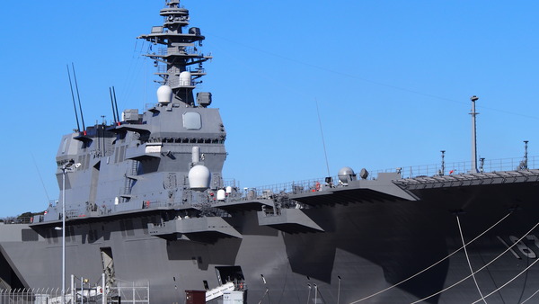 横須賀護衛艦WC編 (19)