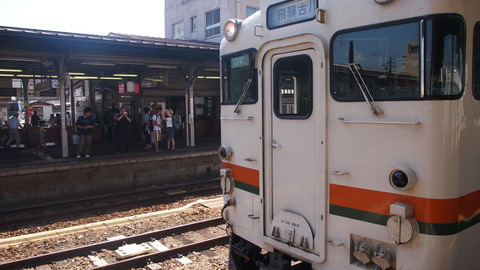 01高山駅
