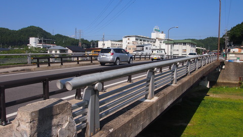 25万人橋