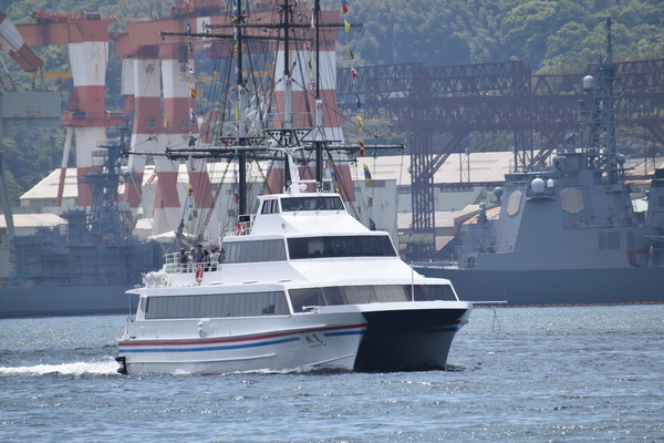 長崎帆船まつりと護衛艦 (16)
