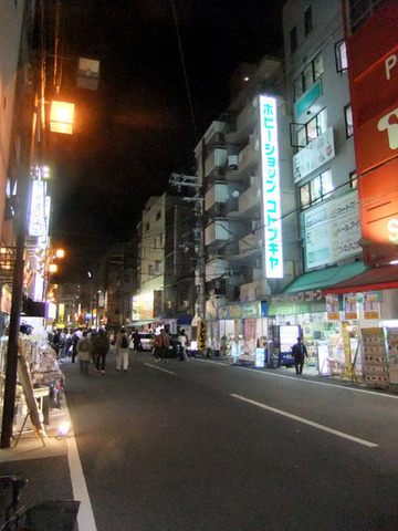 夜の日本橋(オタロード)