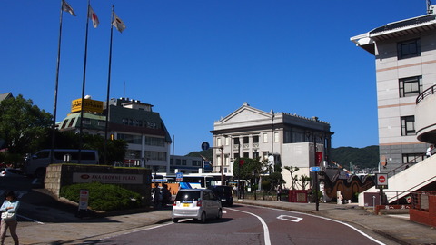 32ANAクラウンプラザホテル前