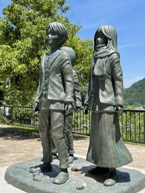 IMG_276423_