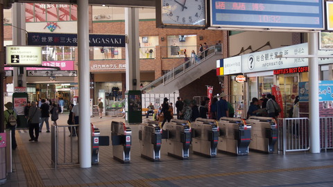 17長崎駅改札