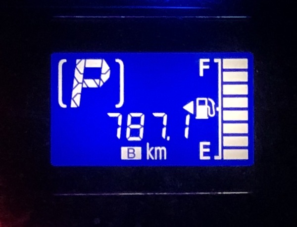 13886