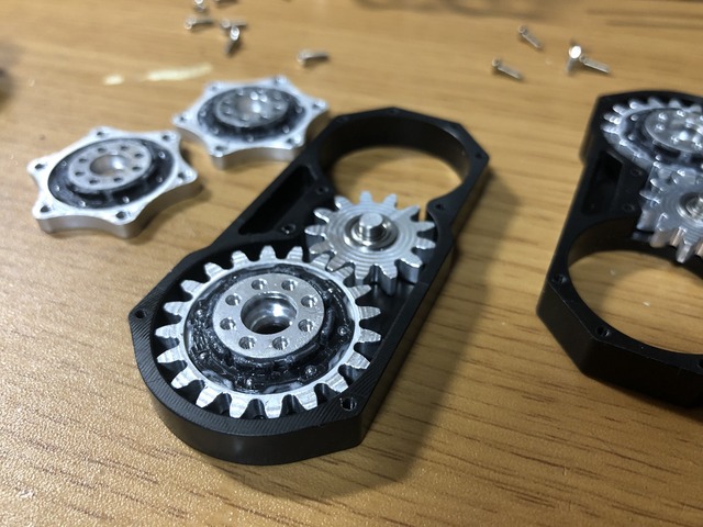 tupac_flipper_gear_bearing