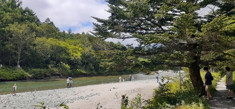 273-253(10-9) 上高地穂高岳817_102310