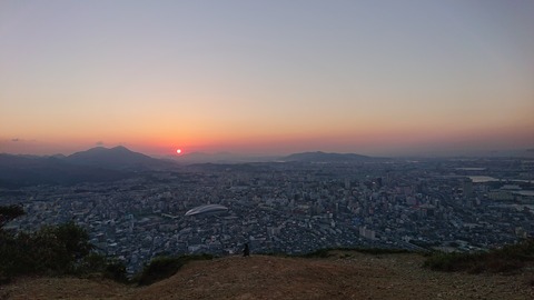 120-105(19-19)小文字山テン泊424S