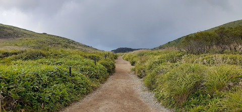 228-211(17-16)登山くじゅう連山910_111035
