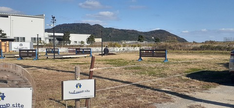 242-225(31-30)トゥーリキャンプサイト1202_130844