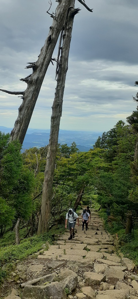 168-153(10-10)英彦山登山731_114428R