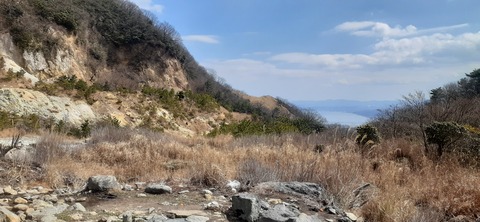 251-232(40-37)伽藍岳ゲリラキャン303_120658