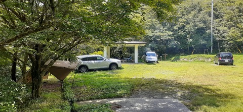 226-209(15-14)脊振山キャンプ場826_131359R