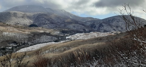 238-221(27-26)法華院温泉山荘1118_122152