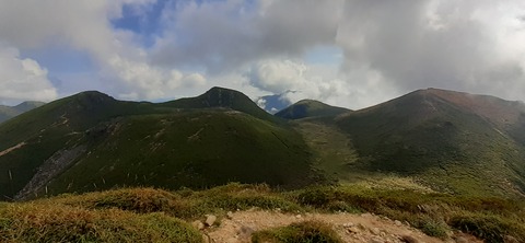 228-211(17-16)登山くじゅう連山910_090641