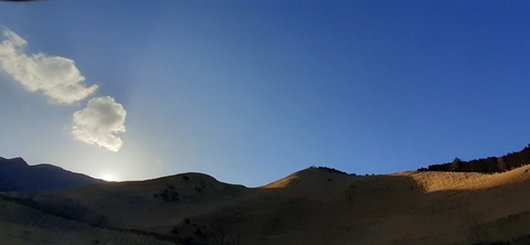 251-232(40-37)伽藍岳ゲリラキャン302_164833