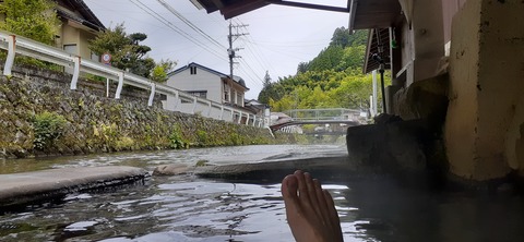 153-138(52-52)マゼノ 甲の瀬キャンプ村501_092703