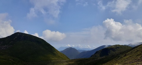 228-211(17-16)登山くじゅう連山910_092522